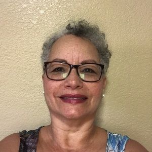 Meet your Posher, Sandra